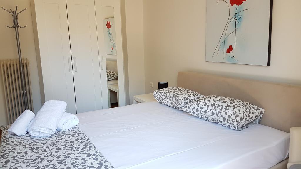 Errathens Wheat Apartment - Athens Center, 3 Bd, 1 Bath Kültér fotó